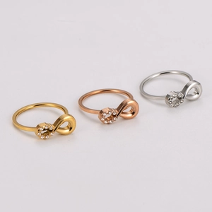 3er-Set Unendlichkeit Ringe in Gold, Roségold und Silber mit glänzenden Zirkonia