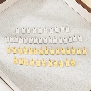 Ciondoli Iniziali Rettangolari Acciaio Inossidabile Pendenti Lettere Alfabeto Per Creazione Gioielli DIY Oro Argento