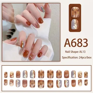 Faux ongles ambre et gris violet avec feuilles d'or ensemble de 24 pièces