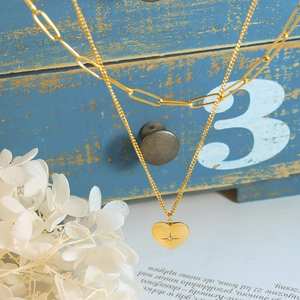 Collana a doppio strato placcata oro 18k con ciondolo a cuore e catena a graffetta
