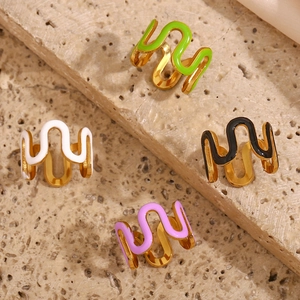 Chic 18K gold plated stainless steel wavy rings in green, white, black and purple colors
