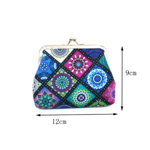 Vintage abstract geometric print coin purse with metal clasp closure, size 12cm x 9cm