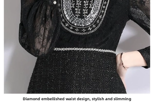 Détail de la taille avec broderie de perles et strass sur robe en dentelle noire