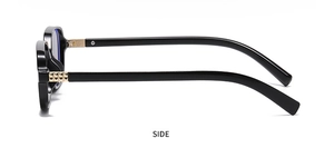Schwarze quadratische Brille Seitenansicht mit stilvollem Metalldetail am Bügel.