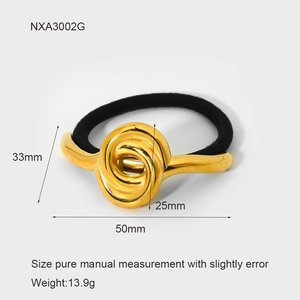 Dettagli delle dimensioni e peso 13,9g dell'elastico per capelli a nodo in acciaio