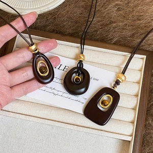 Collier Pendentif Rétro Résine Oeil De Tigre Incrustation Géométrique Chaîne Pull Longue Corde Femmes Bijoux