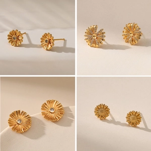 Elegant Flower Stud Earrings Copper With 18K Gold Earring Post Zircon And Artificial Pearl Vintage Floral Jewelry For Women