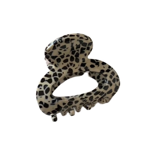 Chic acrylic leopard print claw clip with black and white spotted pattern for women