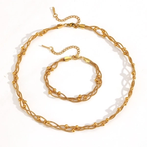 Ensemble de bijoux collier et bracelet à chaînes dorées multicouches perlées