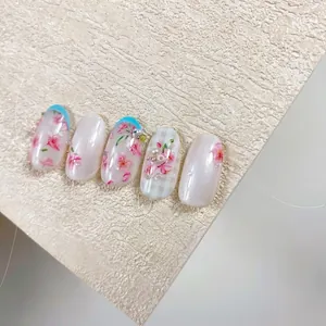 Ensemble de faux ongles japonais fleurs de cerisier avec perles et strass 3D