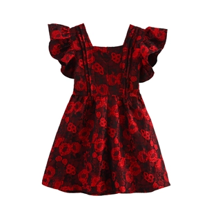 Sweet jacquard dress for women with flutter sleeves, V-neck, and floral pattern design