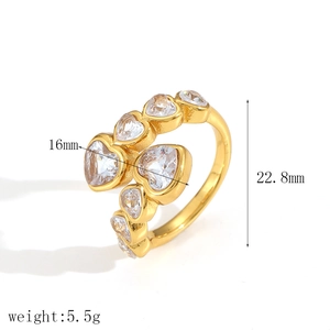 18k gold plated hollow geometric ring with heart-shaped zircons and dimensions display