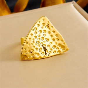 18K gold stainless steel ring with hammered texture and triangular embossed pattern