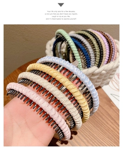 Detail shot of multi-color woven fabric hairbands with non-slip plastic inner teeth