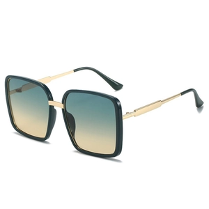 Gafas de sol cuadradas oversize con montura verde oscuro y lentes degradadas