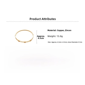 Vue détaillée du bracelet jonc plaqué or avec zircon et mesures précises de taille