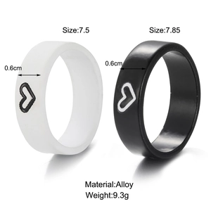 Set of two creative black and white contrast heart rings in alloy for couples