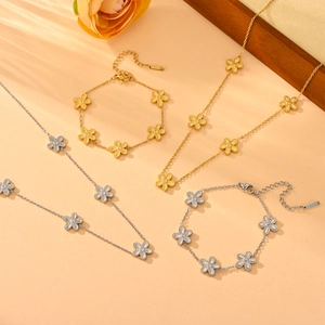 Stainless Steel Flower Pendant Necklace Bracelet Jewelry Elegant Floral Accessories Women Fashion Jewelry