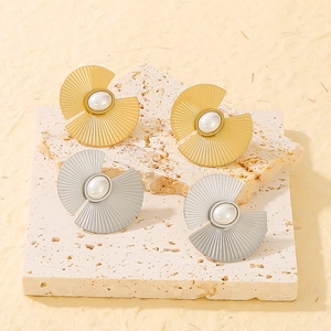Fan Shaped Stud Earrings 18K Gold Plated Stainless Steel Irregular Geometric Faux Artificial Pearl Textured Elegant Jewelry For Women