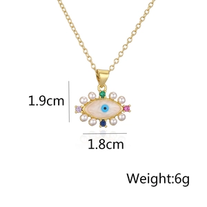Detail of 18K gold plated evil eye pendant with pearls, zircon stones and dimensions