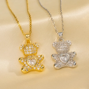 Rhinestone Bear Pendant Necklace Titanium Steel Heart Zircon Sweet Elegant Jewelry For Women