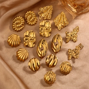 Vintage Irregular Geometric Stud Earrings 18K Gold Plated Titanium Steel Wrinkled Wave Shell Design For Women