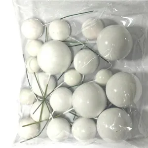 Palline bianche per decorazione torta in varie dimensioni con steli in sacchetto di plastica