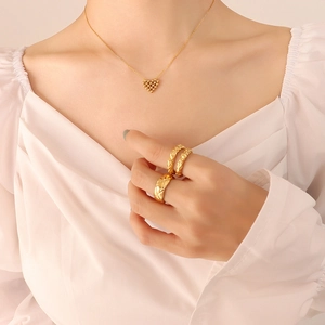 Heart Beaded Necklace And Earrings Jewelry 18K Gold Plated Stainless Steel Minimalist Elegant For Women