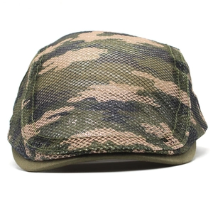 Breathable mesh camo flat cap with sun protection for outdoor activities in forest colors
