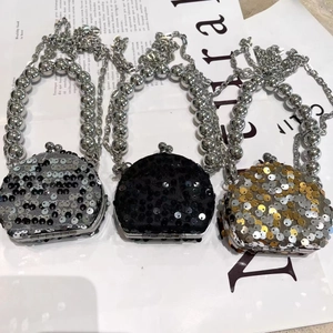 Glitzernde Pailletten Umhängetasche für Damen, kleine Handtasche mit Perlenkette.