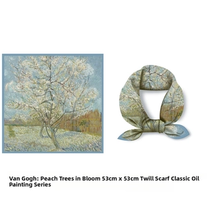 Détail du foulard en soie Van Gogh avec motif pêcher en fleurs et texture sergé