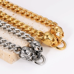 Bracciale a catena cubana in acciaio stile punk con doppio teschio e chiusura ad anello