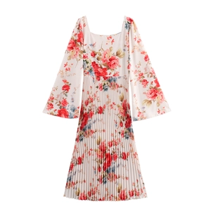 Floral print long sleeve pleated maxi dress with French romantic style and draped neck