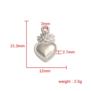 Titanium steel heart pendant dimensions: 21.3mm length, 12mm width, 2.3g weight