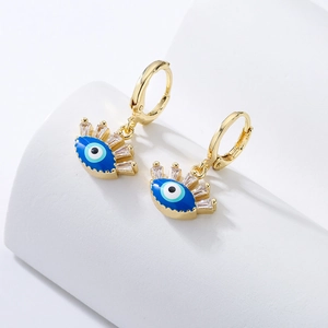 18K vergoldete Creolen mit blauen Evil-Eye-Anhängern und weißen Zirkon-Einlagen