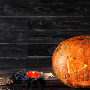 Stampo in silicone per portacandele a ragno di Halloween con candela rossa decorativa