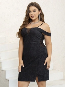 Robe de soirée noire pailletée grande taille avec empiècements en résille transparente