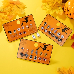 Detailset Halloween Emaille-Ohrstecker mit Geistern, Kürbissen und Fledermausmotiven
