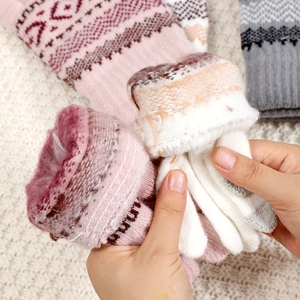 Winter double-layer thickened thermal knit gloves with fleece lining and touch screen tips