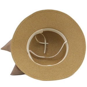 Cappello di paglia da donna con fiocco grande, fascia antisudore e cordino antivento