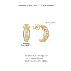 Detailed view of gold C-shaped 925 silver hoop earrings with white zircon dimensions