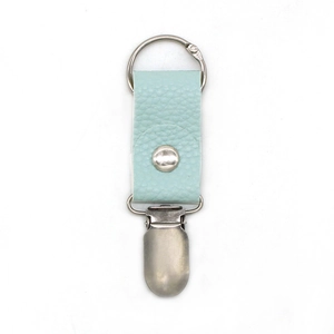 Detail of light blue lychee pattern PU leather travel hat clip with metal crocodile buckle