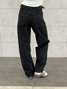 Damen Jeans mit hoher Taille, schwarze Waschung, weites Bein und elastischer Bund