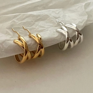 Minimalist S925 sterling silver knotted hoop earrings in gold and silver finishes