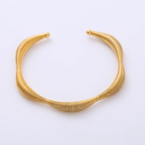 Gold Plated Stainless Steel Wave Texture Open Cuff Bangle Minimalist Spiral Winding Statement Jewelry For Women