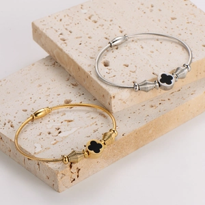 Stainless Steel Wire Cable Bangle Twisted Rope Bracelet Four Leaf Clover Black Enamel Elegant Jewelry For Women