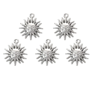 Set di cinque ciondoli a forma di sole in acciaio inossidabile 304 per gioielli DIY