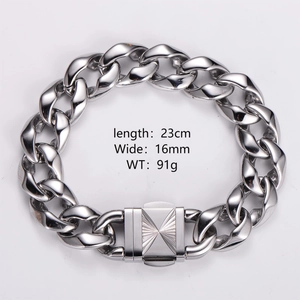 Detailed view of 16mm wide silver Cuban link bracelet with 23cm length and 91g weight