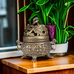 Antique Alloy Incense Burner With Hollow Dragon Lid Three Legged Chinese Style Desktop Decor Retro Craft Ornament
