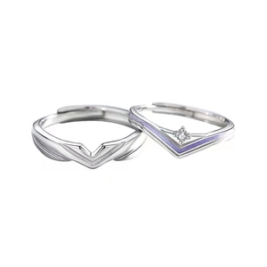 V-shaped couple rings in silver metal with purple enamel and zircon inlay for women
